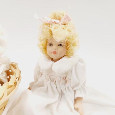 2 SMALL VINTAGE PORCELAIN DOLLS W/ BASKET