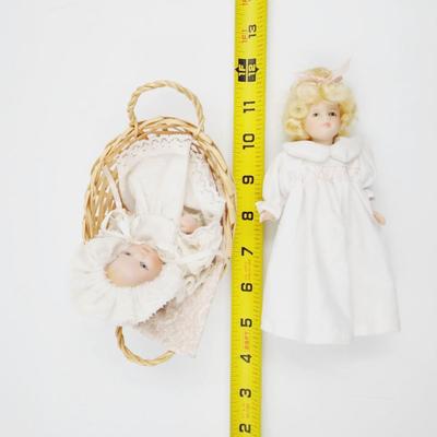 2 SMALL VINTAGE PORCELAIN DOLLS W/ BASKET