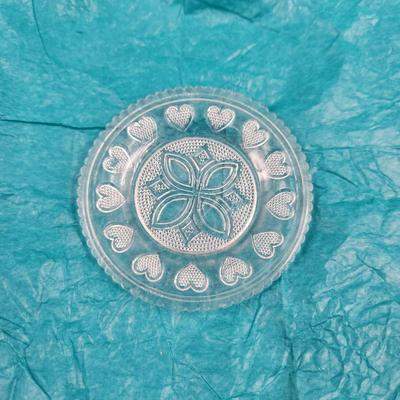 BEAUTIFUL CUT GLASS HEART DESIGN SAUCER
