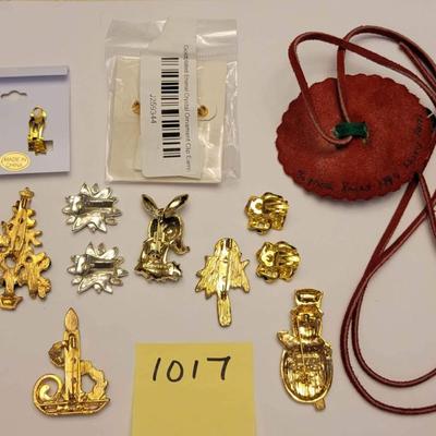 Holiday Pins