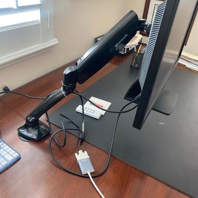 HP Pro Display Monitor 24" with desk arm (~2015)