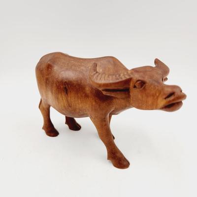 BEAUTIFUL MID-CENTURY HAND CARVED TEAK STEER