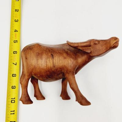 BEAUTIFUL MID-CENTURY HAND CARVED TEAK STEER
