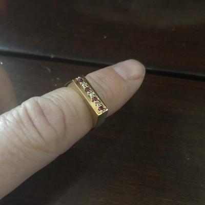 14KT GOLD RING