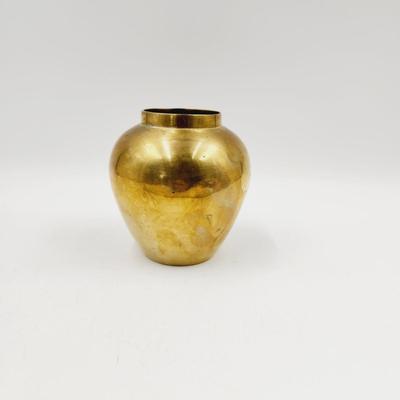 VINTAGE SQUATTY SOLID BRASS VASE