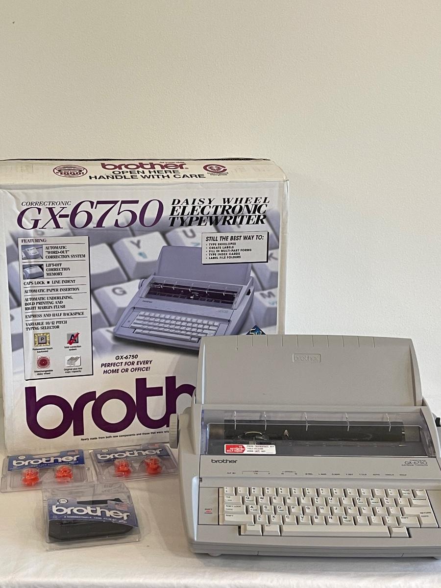 BROTHER GX6750 Electric Typewriter