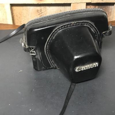 VINTAGE CAMERA