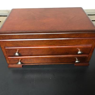 ESTATE JEWELRY AND BOX