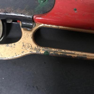 VINTAGE DAISY BB GUN