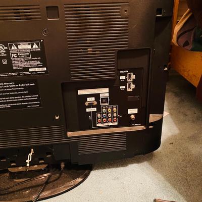 36â€ Panasonic Television ((BR2-SL)