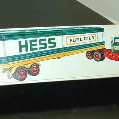 1975 Hess Box Trailer Truck New In Original Box - Lot 680