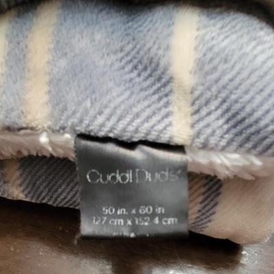 Cuddle Duds Throw