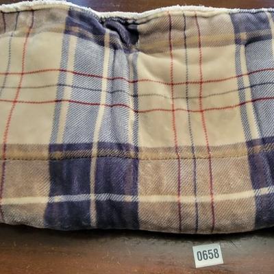 Cuddle Duds Throw