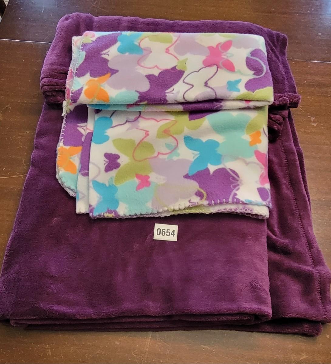 Purple Throw Blankets
