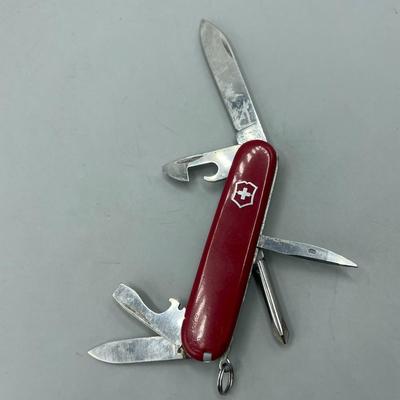Vintage Officer Suisse Swiss Army Pocket Utility Knife