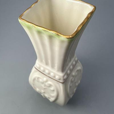 Vintage Beleek Ireland Porcelain Mid Century Style Bud Vase