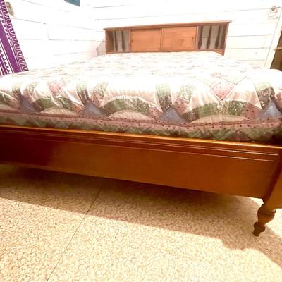 Full Bed