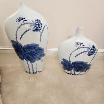 2 Decorative Blue and White Marsh Scene Vases