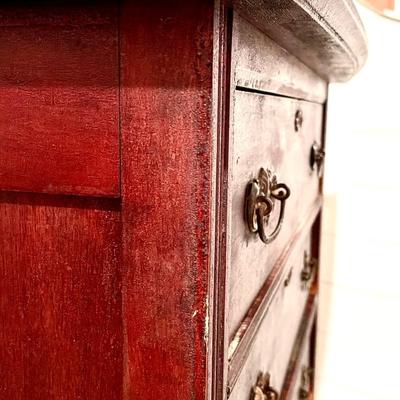 Vintage Chest of drawers