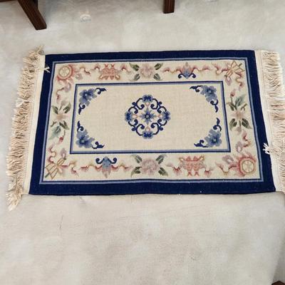 Chinese Oriental Wool Small 44