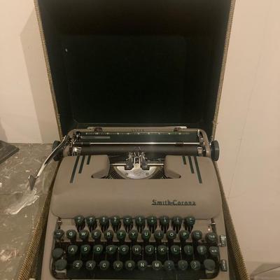 Lot of Vintage items