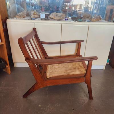 MCM SOLID WOOD CHAIR