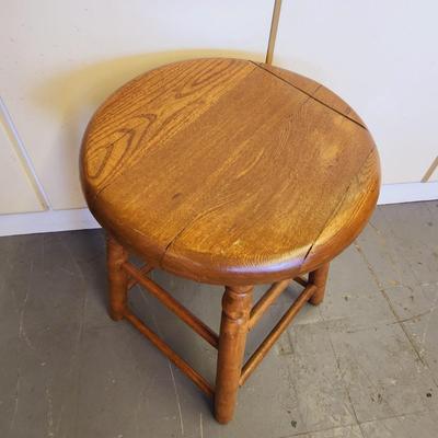 VINTAGE HAND CRAFTED BROWN STOOL