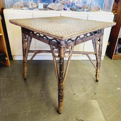VINTAGE WICKER / BAMBOO TABLE