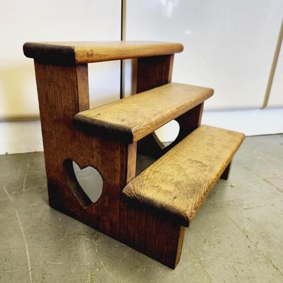 SOLID WOOD HEART STAIRS / STEPS