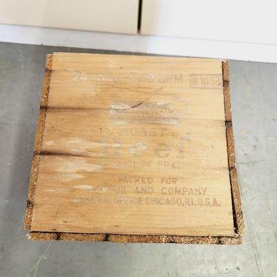 ANTIQUE BRAZILLIAN ARMOUR ROAST BEEF CRATE