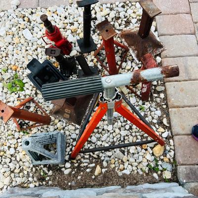 Husky Car Jack and Jack Stands (G-JM)