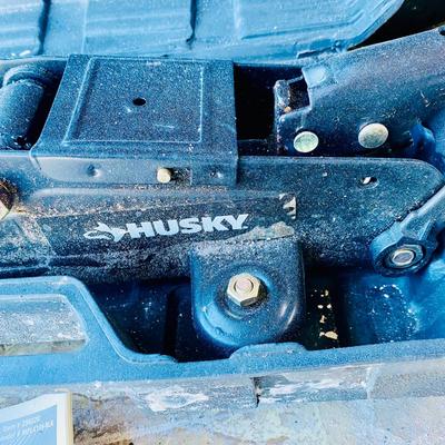 Husky Car Jack and Jack Stands (G-JM)