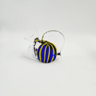 ART GLASS BLUE & YELLOW ANGEL FISH? UNSIGNED