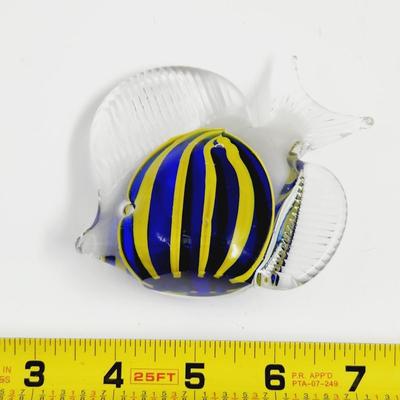 ART GLASS BLUE & YELLOW ANGEL FISH? UNSIGNED