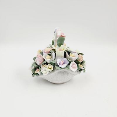 PORCELAIN HAND PAINTED DELICATE FLOWER BOUQUET