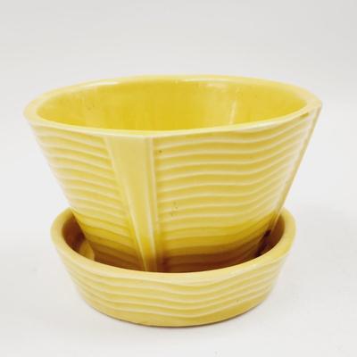 VINTAGE MCCOY YELLOW WEAVE PLANTER