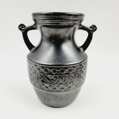 NORLEANS POTTERY JAPAN BLACK 2 HANDLED URN / VASE