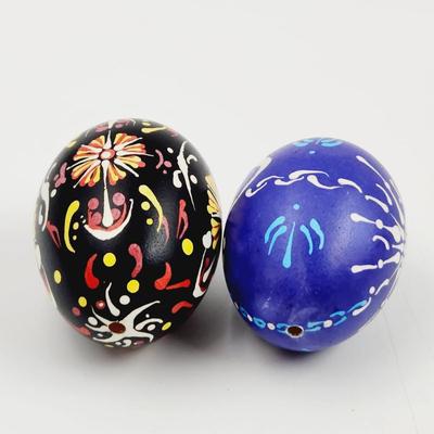 FANTASTIC HAND PAINTED REAL EGG DECOR
