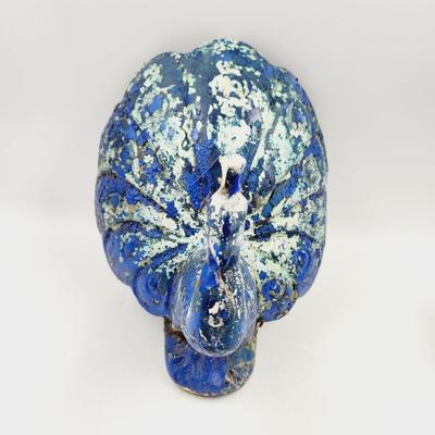 VINTAGE CHIPPY PAINT PEACOCK DECOR