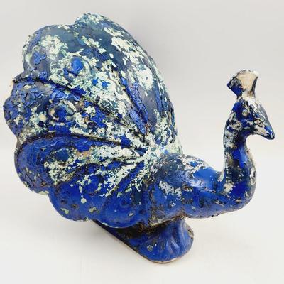 VINTAGE CHIPPY PAINT PEACOCK DECOR