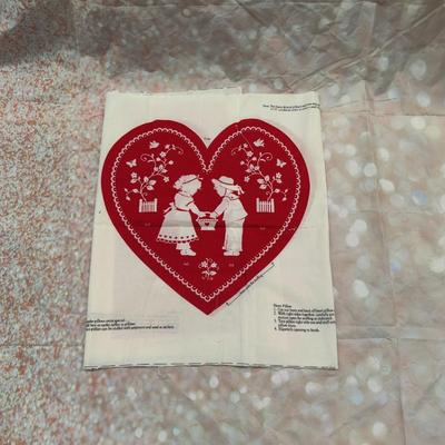 LITTLE SWEETHEARTS CRANSTON CUT AND SEW PANEL