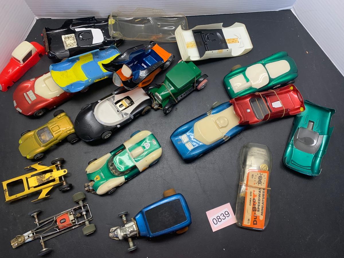 Huge Vintage Slot Car Lot w Parts Case Chassis Bodies Ect. Lot 839