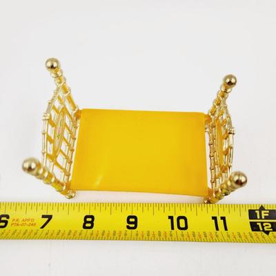 MINATURES - MATTEL 1980S LITTLE DIE CAST & PLASTIC VICTORIAN BED