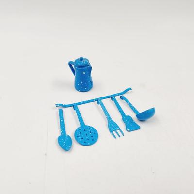 MINATURES - BLUE ENAMELWARE PITCHER & UTENSILS