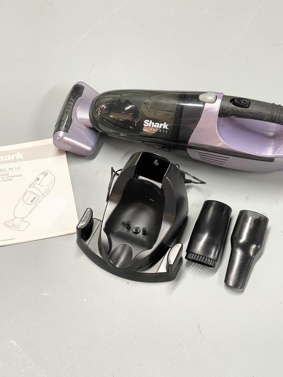 SHARK Cordless Handheld Vacuum