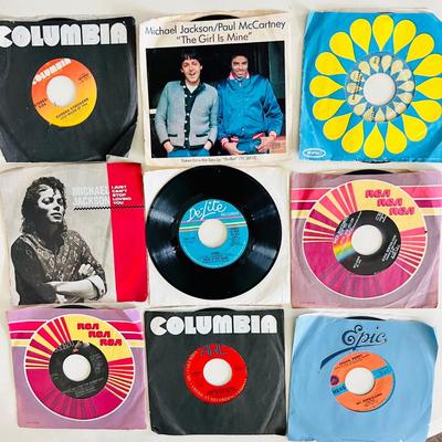 Collection of 45 Records (GR-JM)
