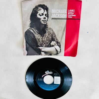 Collection of 45 Records (GR-JM)