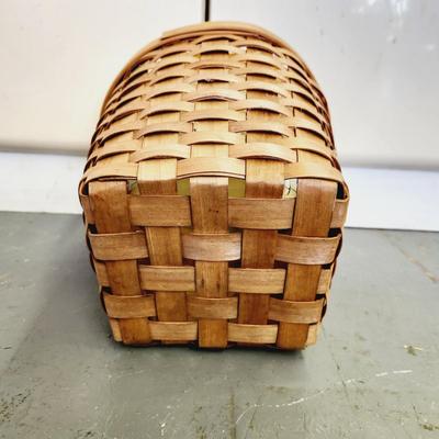 CUTE LEATHER HANDLED BASKET