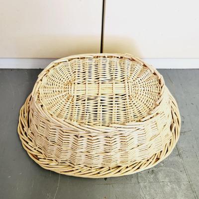 2 HANDLED LARGE WICKER BACKET