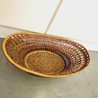BEAUTIFUL WOVEN DARK BROWN BASKET